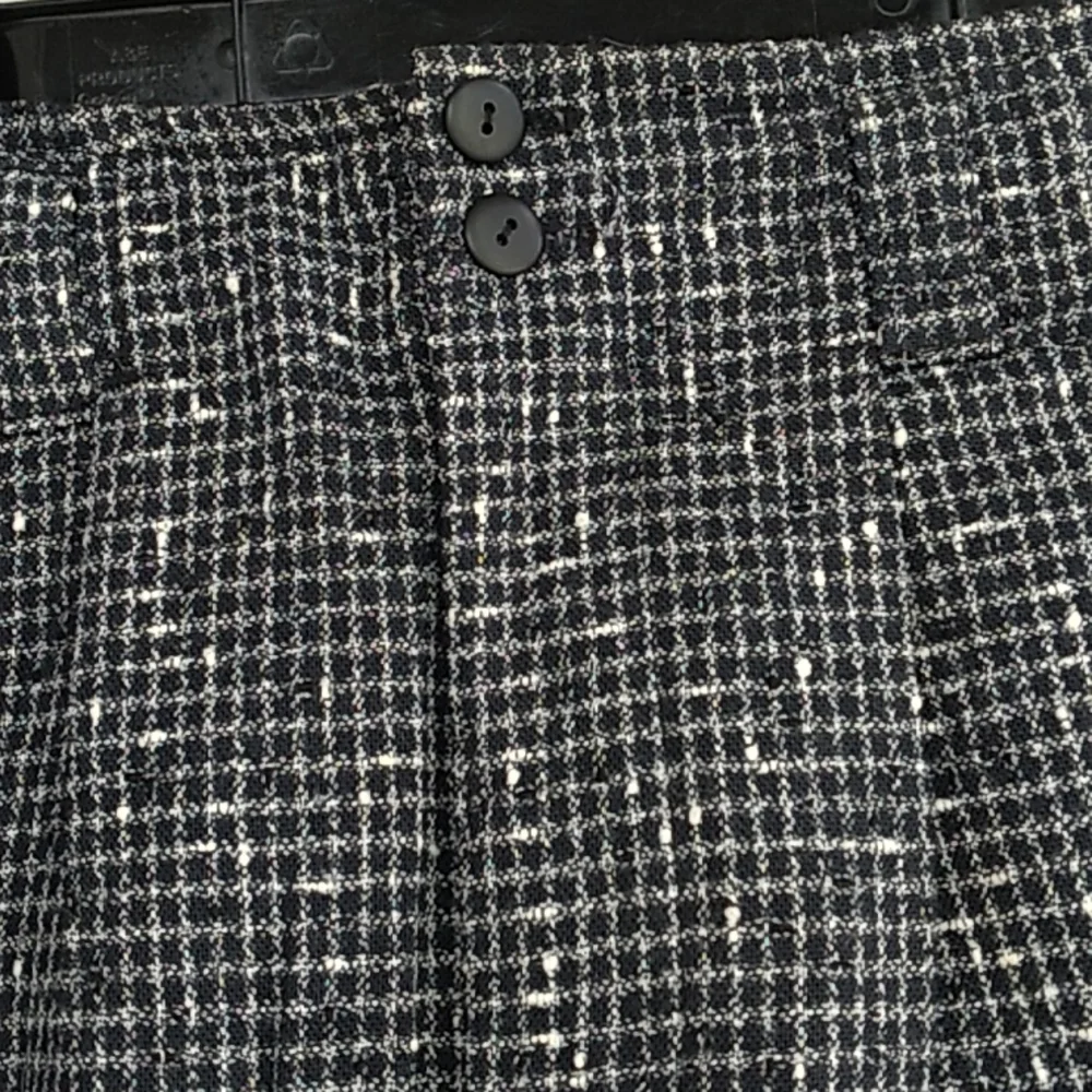 80s Tweed Vintage Skirt with Pleats and Pockets, can wear a Belt with the Skirt - Picture 2 of 8